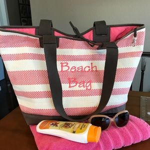 Thirty One Euro Straw Tote Bag